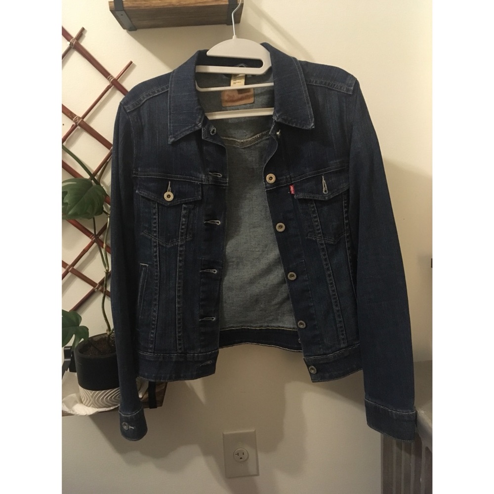 Levi’s Dark Wash Denim Jacket